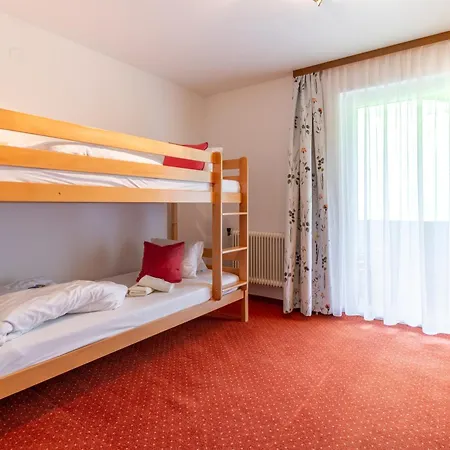 Отель Panoramahotel Stocker 3*