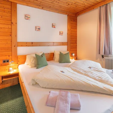 Panoramahotel Stocker Отель Пруггерн