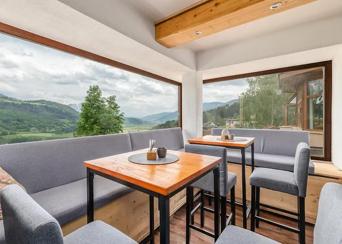 Panoramahotel Stocker 酒店 3*